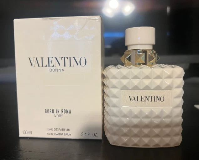 Valentino Donna Born in Roma Ivory Eau de Parfum for Women